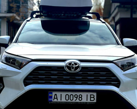 Белый Тойота РАВ 4, объемом двигателя 1.99 л и пробегом 24 тыс. км за 30500 $, фото 5 на Automoto.ua