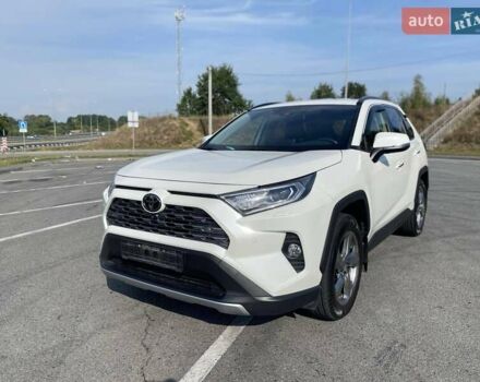 Белый Тойота РАВ 4, объемом двигателя 1.99 л и пробегом 101 тыс. км за 29600 $, фото 1 на Automoto.ua