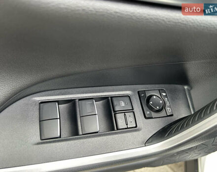 Білий Тойота РАВ 4, об'ємом двигуна 2 л та пробігом 106 тис. км за 27900 $, фото 41 на Automoto.ua