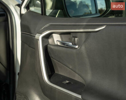 Белый Тойота РАВ 4, объемом двигателя 2.49 л и пробегом 119 тыс. км за 33900 $, фото 42 на Automoto.ua