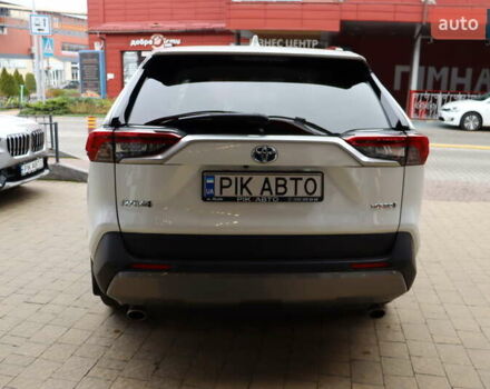 Білий Тойота РАВ 4, об'ємом двигуна 2.49 л та пробігом 95 тис. км за 37900 $, фото 6 на Automoto.ua