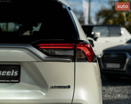 Белый Тойота РАВ 4, объемом двигателя 2.49 л и пробегом 119 тыс. км за 33900 $, фото 8 на Automoto.ua