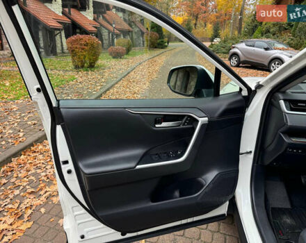 Белый Тойота РАВ 4, объемом двигателя 2.49 л и пробегом 78 тыс. км за 28500 $, фото 33 на Automoto.ua