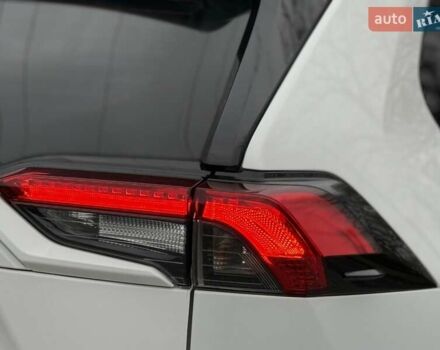 Белый Тойота РАВ 4, объемом двигателя 1.99 л и пробегом 77 тыс. км за 25300 $, фото 26 на Automoto.ua