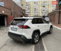 Белый Тойота РАВ 4, объемом двигателя 1.99 л и пробегом 108 тыс. км за 29899 $, фото 3 на Automoto.ua