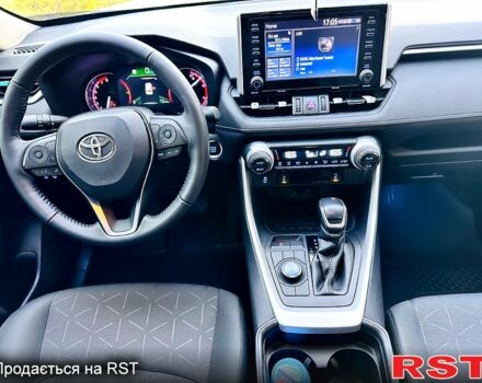 Белый Тойота РАВ 4, объемом двигателя 2 л и пробегом 155 тыс. км за 25550 $, фото 7 на Automoto.ua