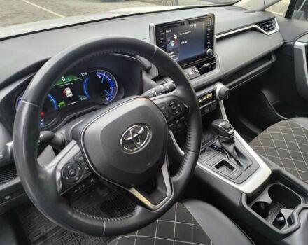 Білий Тойота РАВ 4, об'ємом двигуна 2.5 л та пробігом 55 тис. км за 32900 $, фото 5 на Automoto.ua