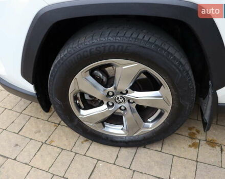 Білий Тойота РАВ 4, об'ємом двигуна 2.49 л та пробігом 95 тис. км за 37900 $, фото 10 на Automoto.ua