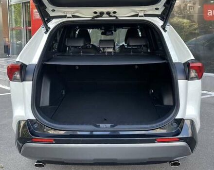 Белый Тойота РАВ 4, объемом двигателя 2.49 л и пробегом 132 тыс. км за 33159 $, фото 9 на Automoto.ua