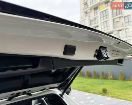 Белый Тойота РАВ 4, объемом двигателя 2.5 л и пробегом 118 тыс. км за 34000 $, фото 58 на Automoto.ua