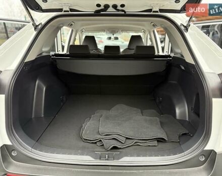 Белый Тойота РАВ 4, объемом двигателя 1.99 л и пробегом 77 тыс. км за 25300 $, фото 60 на Automoto.ua