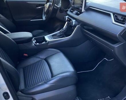 Білий Тойота РАВ 4, об'ємом двигуна 2.49 л та пробігом 120 тис. км за 34020 $, фото 5 на Automoto.ua