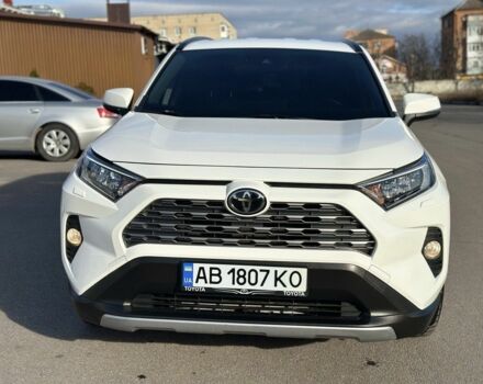 Білий Тойота РАВ 4, об'ємом двигуна 2 л та пробігом 96 тис. км за 28000 $, фото 3 на Automoto.ua