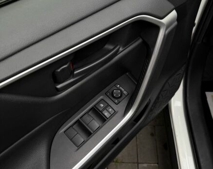 Белый Тойота РАВ 4, объемом двигателя 2 л и пробегом 52 тыс. км за 26900 $, фото 10 на Automoto.ua