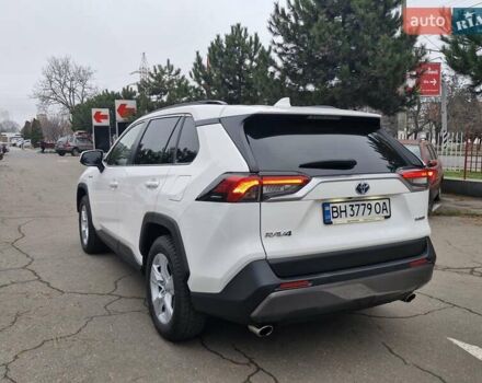 Білий Тойота РАВ 4, об'ємом двигуна 2.49 л та пробігом 59 тис. км за 32000 $, фото 2 на Automoto.ua