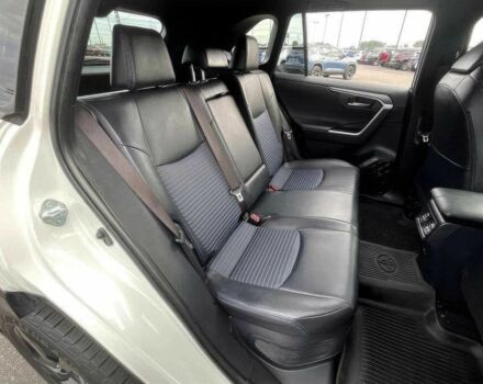 Белый Тойота РАВ 4, объемом двигателя 2.5 л и пробегом 33 тыс. км за 11000 $, фото 9 на Automoto.ua