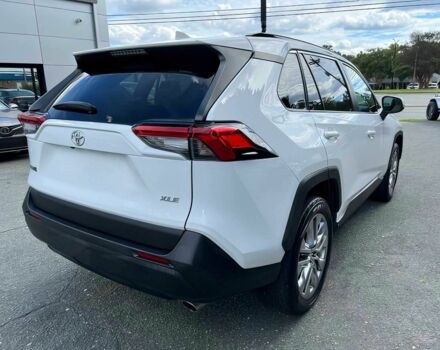 Белый Тойота РАВ 4, объемом двигателя 2.5 л и пробегом 46 тыс. км за 13000 $, фото 3 на Automoto.ua