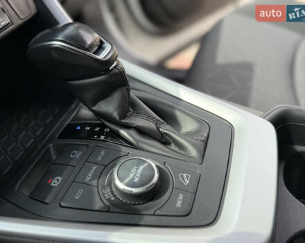 Белый Тойота РАВ 4, объемом двигателя 1.99 л и пробегом 159 тыс. км за 25999 $, фото 32 на Automoto.ua