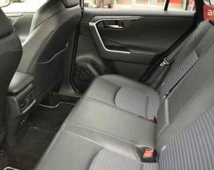 Білий Тойота РАВ 4, об'ємом двигуна 2.49 л та пробігом 132 тис. км за 31200 $, фото 10 на Automoto.ua