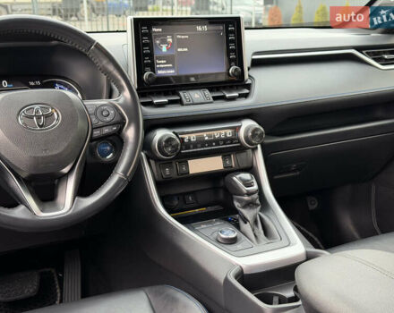 Белый Тойота РАВ 4, объемом двигателя 2.5 л и пробегом 118 тыс. км за 34000 $, фото 40 на Automoto.ua