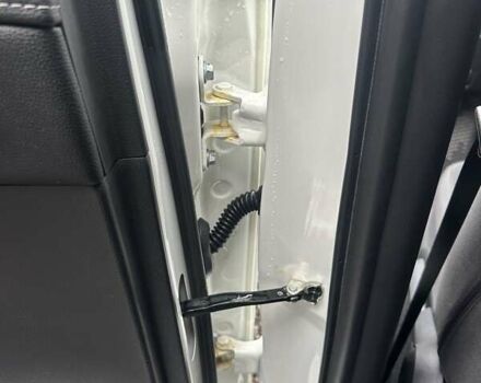 Белый Тойота РАВ 4, объемом двигателя 2.49 л и пробегом 8 тыс. км за 30500 $, фото 15 на Automoto.ua