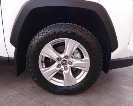 Белый Тойота РАВ 4, объемом двигателя 0 л и пробегом 112 тыс. км за 16000 $, фото 12 на Automoto.ua