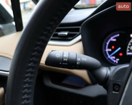 Білий Тойота РАВ 4, об'ємом двигуна 2.49 л та пробігом 95 тис. км за 37900 $, фото 22 на Automoto.ua