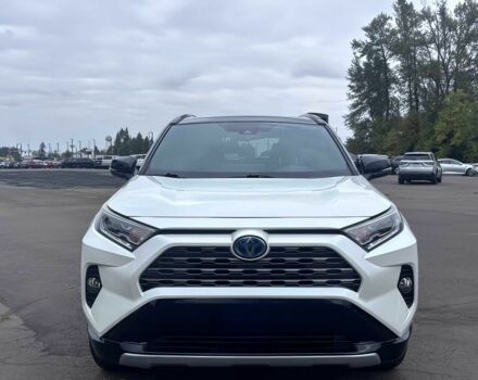 Білий Тойота РАВ 4, об'ємом двигуна 0 л та пробігом 47 тис. км за 9900 $, фото 1 на Automoto.ua