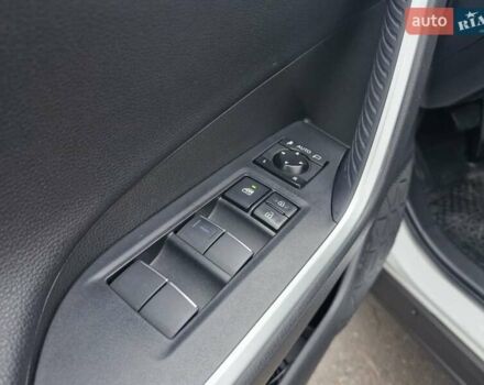 Білий Тойота РАВ 4, об'ємом двигуна 2.49 л та пробігом 59 тис. км за 32000 $, фото 15 на Automoto.ua