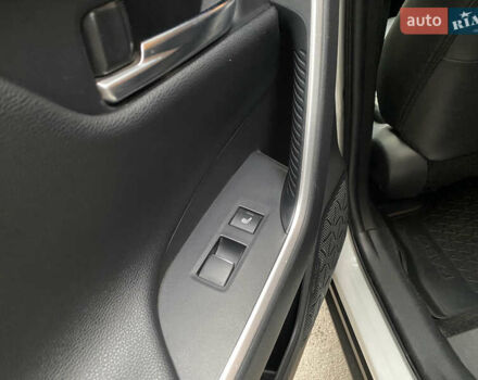 Белый Тойота РАВ 4, объемом двигателя 1.99 л и пробегом 108 тыс. км за 29899 $, фото 14 на Automoto.ua