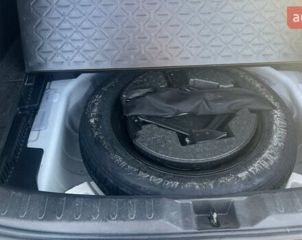 Білий Тойота РАВ 4, об'ємом двигуна 2.49 л та пробігом 75 тис. км за 28000 $, фото 11 на Automoto.ua