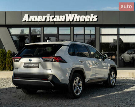 Белый Тойота РАВ 4, объемом двигателя 2.49 л и пробегом 119 тыс. км за 33900 $, фото 4 на Automoto.ua