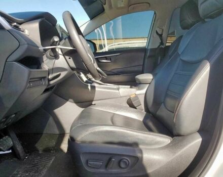 Белый Тойота РАВ 4, объемом двигателя 2.5 л и пробегом 69 тыс. км за 10000 $, фото 6 на Automoto.ua