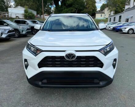 Белый Тойота РАВ 4, объемом двигателя 2.5 л и пробегом 46 тыс. км за 13000 $, фото 1 на Automoto.ua