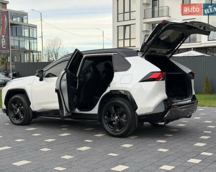 Белый Тойота РАВ 4, объемом двигателя 2.5 л и пробегом 118 тыс. км за 34000 $, фото 57 на Automoto.ua