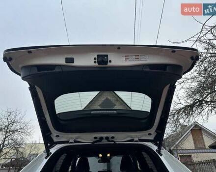 Белый Тойота РАВ 4, объемом двигателя 2.5 л и пробегом 88 тыс. км за 34999 $, фото 59 на Automoto.ua