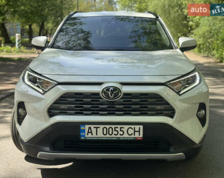 Белый Тойота РАВ 4, объемом двигателя 1.99 л и пробегом 13 тыс. км за 33500 $, фото 4 на Automoto.ua