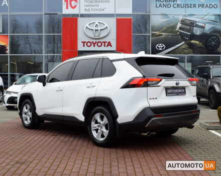 Белый Тойота РАВ 4, объемом двигателя 2.5 л и пробегом 167 тыс. км за 26900 $, фото 1 на Automoto.ua