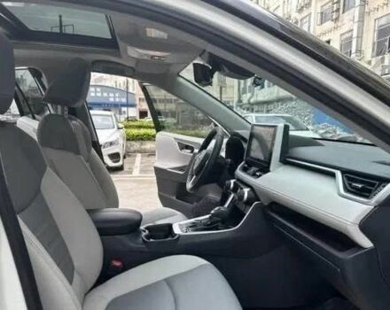 Белый Тойота РАВ 4, объемом двигателя 2.5 л и пробегом 98 тыс. км за 16800 $, фото 11 на Automoto.ua