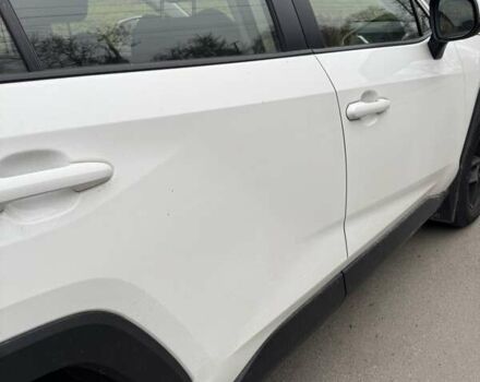 Белый Тойота РАВ 4, объемом двигателя 1.99 л и пробегом 144 тыс. км за 25000 $, фото 6 на Automoto.ua