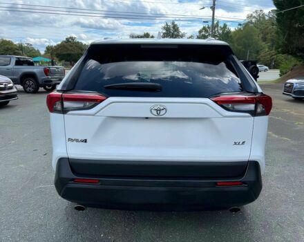 Белый Тойота РАВ 4, объемом двигателя 2.5 л и пробегом 46 тыс. км за 13000 $, фото 4 на Automoto.ua