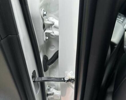 Белый Тойота РАВ 4, объемом двигателя 2.5 л и пробегом 88 тыс. км за 34999 $, фото 45 на Automoto.ua