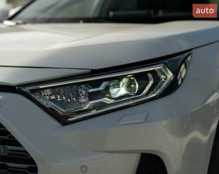 Белый Тойота РАВ 4, объемом двигателя 2.49 л и пробегом 119 тыс. км за 33900 $, фото 17 на Automoto.ua