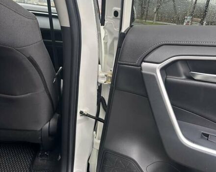 Белый Тойота РАВ 4, объемом двигателя 2.49 л и пробегом 8 тыс. км за 30500 $, фото 16 на Automoto.ua