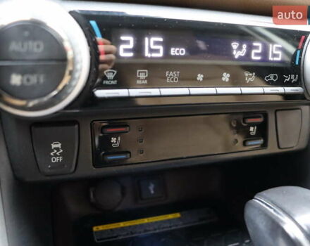 Білий Тойота РАВ 4, об'ємом двигуна 2.49 л та пробігом 95 тис. км за 37900 $, фото 27 на Automoto.ua