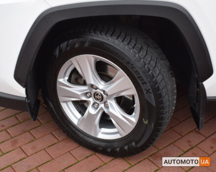 Белый Тойота РАВ 4, объемом двигателя 2.5 л и пробегом 167 тыс. км за 26900 $, фото 15 на Automoto.ua