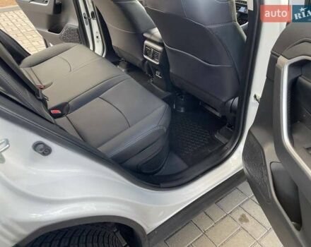 Белый Тойота РАВ 4, объемом двигателя 2.5 л и пробегом 78 тыс. км за 32500 $, фото 25 на Automoto.ua