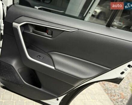 Белый Тойота РАВ 4, объемом двигателя 1.99 л и пробегом 77 тыс. км за 25300 $, фото 56 на Automoto.ua