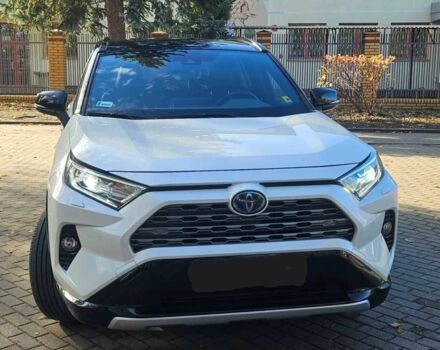 Белый Тойота РАВ 4, объемом двигателя 2.5 л и пробегом 123 тыс. км за 18000 $, фото 4 на Automoto.ua
