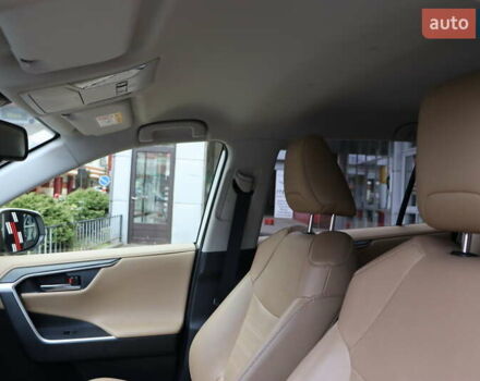 Білий Тойота РАВ 4, об'ємом двигуна 2.49 л та пробігом 95 тис. км за 37900 $, фото 15 на Automoto.ua